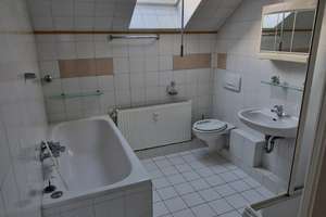 +++Tolle 67m² 2-Zimmer Wohnung im DG mit Garage in der Innenstadt zu vermieten +++ – 44135 City, Dortmund – Vorschaubild 7
