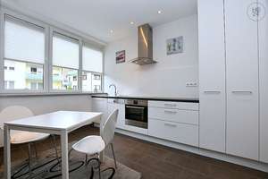 Wunderschöne, modern möblierte Wohnung in Stuttgart Mühlhausen – Die vollständige Adresse der Immobilie erhältst du vom Anbieter., 70378 Mühlhausen (Ortsteil), Stuttgart – Vorschaubild 3