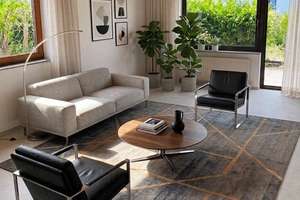 Neu renovierte EG Whg. (3 Zi.)+ Garten