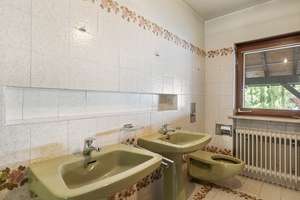 Charmanter Bungalow mit zwei Garagen auf großzügigem Grundstück – Brückenweg 6, 85051 Münchener Straße, Ingolstadt – Vorschaubild 16