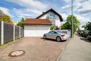 Großzügiges Wohnen: Doppelhaushälfte mit Einliegerwohnung & Garten – München – Vorschaubild 23