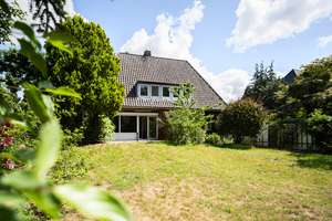 Stilvolles Einfamilienhaus mit Sauna, großem Grundstück und modernisierter Technik in Oberneuland – Die vollständige Adresse der Immobilie erhältst du vom Anbieter., 28355 Oberneuland, Bremen – Vorschaubild 12