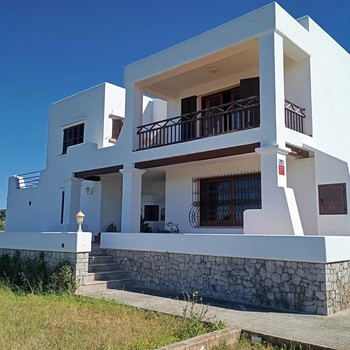 Wir verkaufen ein Chalet mit Grundstück in San Agustín