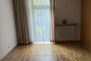 Solides  Reihenhaus in ruhiger Lage  in Meerbusch – Die vollständige Adresse der Immobilie erhältst du vom Anbieter., 40670 Meerbusch – Vorschaubild 8