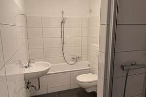 Einzug nach Modernisierung - Gut geschnittene 3 Zimmer Wohnung in Düsseldorf-Knittkuhl. – Am Püttkamp 35, 40629 Knittkuhl, Düsseldorf – Vorschaubild 5
