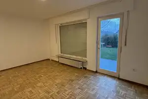 Reihenmittelhaus mit 4 Zimmern sucht neuen Besitzer – Wolfshorst 40b, 13591 Berlin – Vorschaubild 9