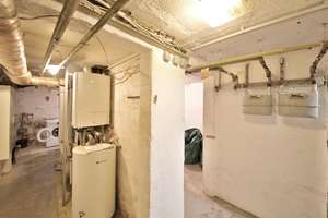 Reihenmittelhaus mit zwei Wohnungen und großzügigem Garten in guter Wohnlage – Die vollständige Adresse der Immobilie erhältst du vom Anbieter., 76131 Rintheim, Karlsruhe – Vorschaubild 12