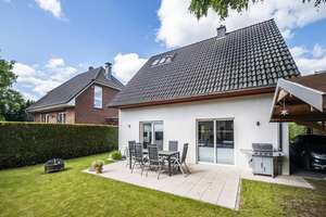 Provisionsfrei! - Von Privat: Helles Einfamilienhaus freistehend in zweiter Reihe – Die vollständige Adresse der Immobilie erhältst du vom Anbieter., 22399 Poppenbüttel, Hamburg – Vorschaubild 42