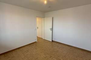 Gehrden Zentrum, neu sanierte 2 ZW, Balkon, Parkett, Fahrstuhl – Steintorfeld 6, 30989 Gehrden – Vorschaubild 4