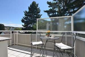 Wunderschön möblierte Wohnung mit Balkon und tollem Blick in Botnang – Die vollständige Adresse der Immobilie erhältst du vom Anbieter., 70195 Botnang-West, Stuttgart – Vorschaubild 5