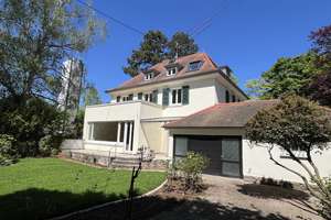 BELLE ETAGE - ERSTBEZUG - kernsanierte Altbauperle