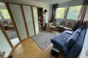 HÜBSCHES ZUHAUSE! Helle, ruhig gelegene 3-Zimmer-Wohnung mit Loggia, Swimmingpool auf dem Dach! – Breslauer Straße 18, 89231 Neu-Ulm – Vorschaubild 6
