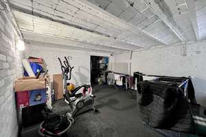 Property thumbnail 12