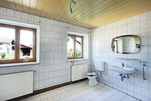 Immens viel Platz zum Wohnen & Arbeiten! Historischer Hof mit Zuhaus – Traunstein (Kreis) – Vorschaubild 15