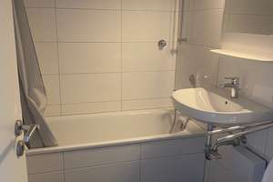 Attraktive 2-Zimmer-Wohnung mit Balkon und  Einbauküche – Wielandstrasse 16, 47799 Cracau, Krefeld – Vorschaubild 5
