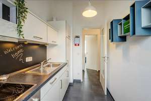 Möbliert: Wunderschöne Dachgeschosswohnung in Schwabing – Die vollständige Adresse der Immobilie erhältst du vom Anbieter., 80805 Neufreimann, München – Vorschaubild 6