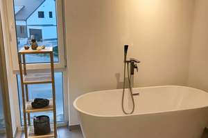 exklusive 3 Zimmer Wohnung mit großer Loggia und Carport in Wob-Wendschott im KFW 55 Standard – Bernhardt-Kühnert-Straße 1, 38448 Wendschott, Wolfsburg – Vorschaubild 7