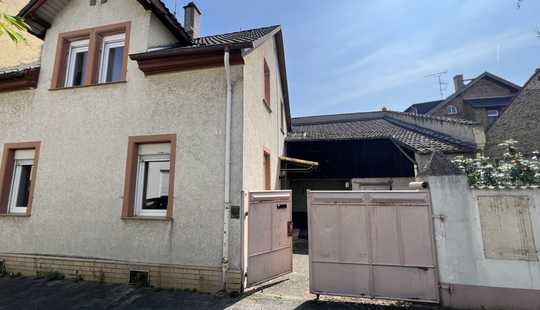 Bild von Charmantes Einfamilienhaus mit Innenhof und Potenzial in Mainz-Mombach