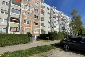 Wohnung für handwerklich Begabte - 5.Obergeschoss - ab sofort bezugsbereit