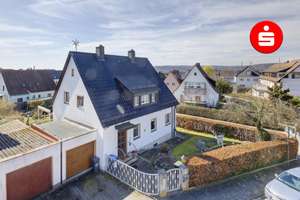 Freistehendes Einfamilienhaus auf sonnigem Südgrundstück in Forchheim – Die vollständige Adresse der Immobilie erhältst du vom Anbieter., 91301 Forchheim – Vorschaubild 1
