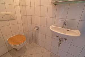 BEZUGSFREI // DACHGESCHOSSWOHNUNG MIT LOGGIA IN GOHLIS // ALTBAUCHARME TRIFFT ZEITGEMÄSSES WOHNEN – Die vollständige Adresse der Immobilie erhältst du vom Anbieter., 4157 Gohlis-Mitte, Leipzig – Vorschaubild 17
