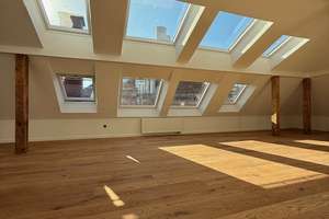 Loft-Charme unter dem Dach – Erstbezug, 2 Zimmer/EBK, frei Stuttgart West – Herderstr. 10, 70197 Kräherwald, Stuttgart – Vorschaubild 1