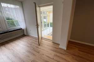 Provisionsfrei: Haus - Zweifamilienhaus - 2 Wohnungen - 2 Garagen - voll unterkellert – Die vollständige Adresse der Immobilie erhältst du vom Anbieter., 30419 Vinnhorst, Hannover – Vorschaubild 3