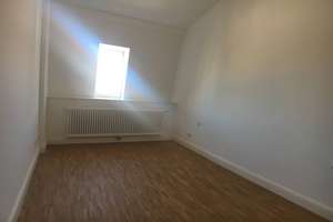Top ausgestattete 2-ZI-Wohnung im Stilaltbau mit Fahrstuhl in zentraler und verkehrsgünstiger Lage – 67063 Nord-Hemshof, Ludwigshafen am Rhein – Vorschaubild 4