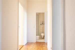 Klassisch. Zentral. Charmant - 2-Zimmer-Altbauwohnung in beliebter Lage – Die vollständige Adresse der Immobilie erhältst du vom Anbieter., 24114 Südfriedhof, Kiel – Vorschaubild 4