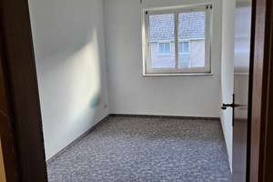 EinFamilienReihenhaus: 93 qm2 Wohnfläche – Die vollständige Adresse der Immobilie erhältst du vom Anbieter., 24576 Bad Bramstedt – Vorschaubild 9