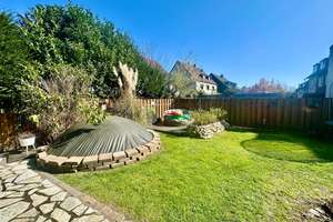 Traumhaft schöne Doppelhaushälfte mit Garten und Garage in Essen - Borbeck