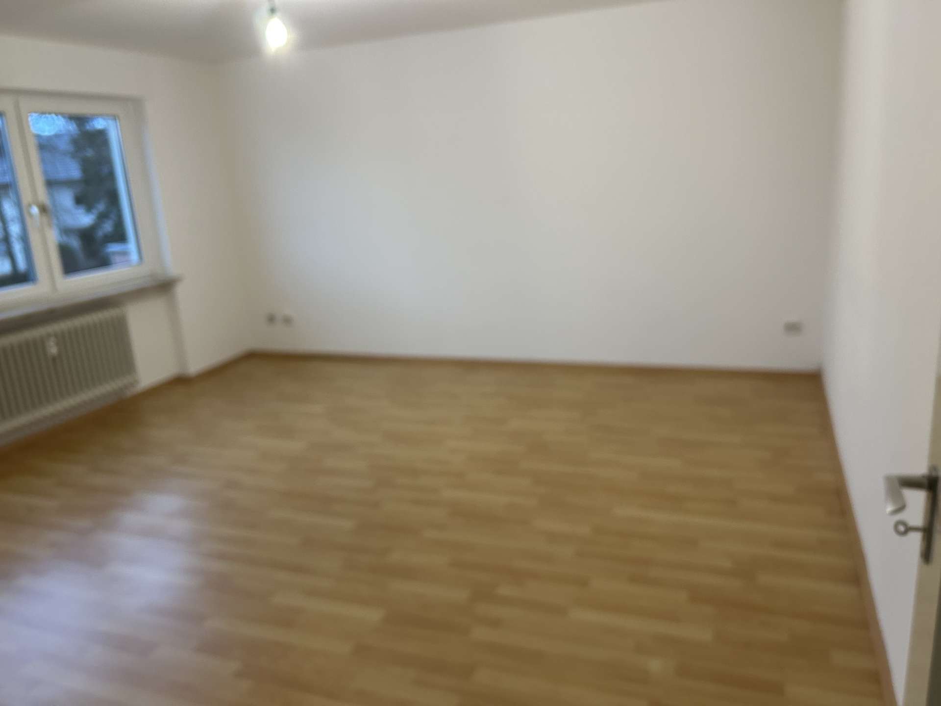 Gut gelegene 2 Zimmer Wohnung zur Selbstnutzung oder Vermietung, Karlsruhe – Bild 3