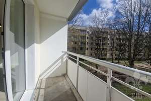 Praktische 2 Raum Wohnung mit Balkon und offener Küche nahe der Uniklinik ab sofort zu vermieten – Arnold-Zweig-Straße 37, 39120 Leipziger Straße, Magdeburg – Vorschaubild 15