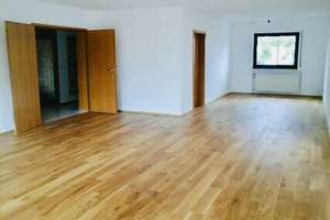 Gepflegtes 3-Parteien MFH in ruhiger Lage – Die vollständige Adresse der Immobilie erhältst du vom Anbieter., 64409 Messel – Vorschaubild 11