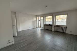 Moderne 3-Zimmer-Dachgeschosswohnung mit zwei großzügigen Terrassen in Top-Lage D-Stadtmitte!