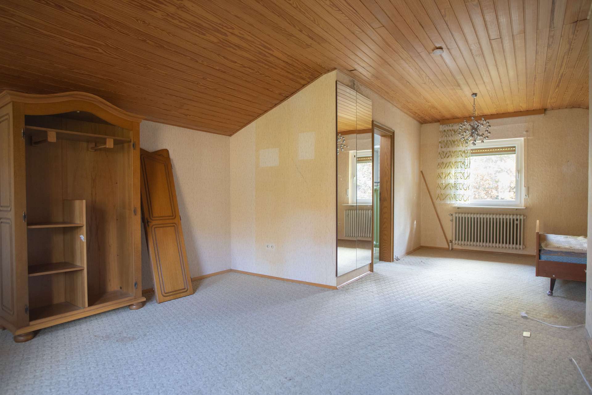 Immobilie in Schmitten - Großes EFH mit vielen Freisitzen und grandioser Aussicht. Käuferprovisionsfrei! - Bild 9