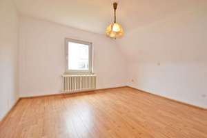 TR-Ruwer: Gepflegtes Zwei-Parteienhaus für Eigennutzer oder Kapitalanleger in beliebter Wohnlage – Die vollständige Adresse der Immobilie erhältst du vom Anbieter., 54292 Ruwer/Eitelsbach, Trier – Vorschaubild 16