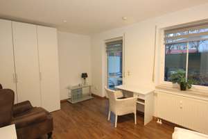 Möbliertes Apartment Nähe Beutenberg Campus / Furnished apartment close to Beutenberg campus