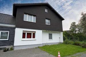 Haus statt Wohnung! Einseitig angebautes Einfamilienhaus in Wermelskirchen! – Die vollständige Adresse der Immobilie erhältst du vom Anbieter., 42929 Wermelskirchen – Vorschaubild 4