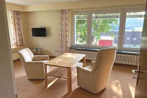 Zweifamilienhaus   -  Gartentraum - bezugsfrei, saniert & Bestlage ! – Die vollständige Adresse der Immobilie erhältst du vom Anbieter., 79822 Titisee-Neustadt – Vorschaubild 18