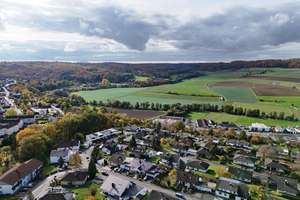 Traumhaus mit Einliegerwohnung und Traumgarten –  Ihr neues Zuhause? – Die vollständige Adresse der Immobilie erhältst du vom Anbieter., 35315 Homberg (Ohm) – Vorschaubild 39
