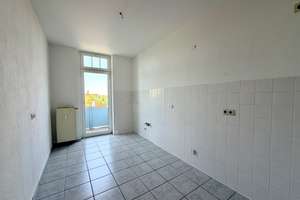 Stilvolle 3-Zimmer-Altbauwohnung 3.OG mit Balkon in Magdeburg-Stadtfeld – 39108 Stadtfeld Ost, Magdeburg – Vorschaubild 11