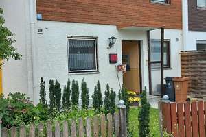Freundliches 6,5 -Zimmer-Reihenmittelhaus, provisionsfrei – Die vollständige Adresse der Immobilie erhältst du vom Anbieter., 87666 Pforzen – Vorschaubild 1