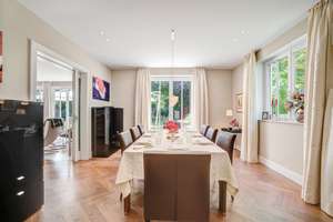 Klassische Linien und großzügige Dimensionen. Elegante Villa in Bestlage. – Die vollständige Adresse der Immobilie erhältst du vom Anbieter., 81479 Solln, München – Vorschaubild 8