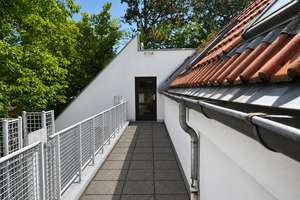 Bezugsfreie 4-Zi.-Maisonett-Wohnung mit Balkonen und PKW-Stellplätzen in Berlin-Kladow – Die vollständige Adresse der Immobilie erhältst du vom Anbieter., 14089 Kladow, Berlin – Vorschaubild 12