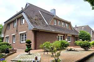 Ihre Liebsten in der Nähe im top gepflegten + geräumigen 2-Fam.-Haus! 0 % Käuferprovision! – Oldenburg (Kreis) – Vorschaubild 2