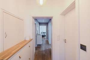 Modernisiertes EFH mit viel Platz & sonnigem Garten in Top-Lage – Die vollständige Adresse der Immobilie erhältst du vom Anbieter., 84032 Altdorf – Vorschaubild 22