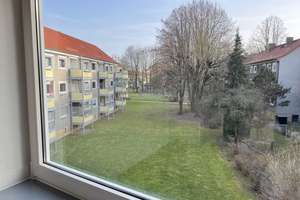 Frisch renoviert & einzugsbereit: Helle, moderne Wohnung mit Balkon und Tageslichtbad – Lessingstr. 10, 38226 Lebenstedt, Salzgitter – Vorschaubild 12