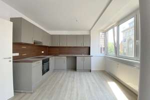 Zweitbezug nach Sanierung ! Moderne 2-Zimmer Wohnung (4. OG) Mitten in der Bremer City – Knochenhauer Str. 5, 28195 Altstadt, Bremen – Vorschaubild 4