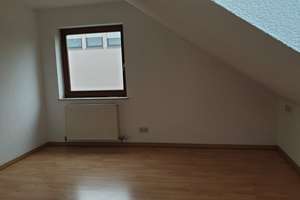 Helle 3,5-Zimmer-Dachgeschosswohnung mit großem Balkon – ruhig gelegen in Heilbronn-Biberach – Brunnenstraße 18, 74078 Biberach, Heilbronn – Vorschaubild 17